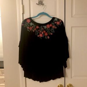 Umgee Medium Embroidered Blouse